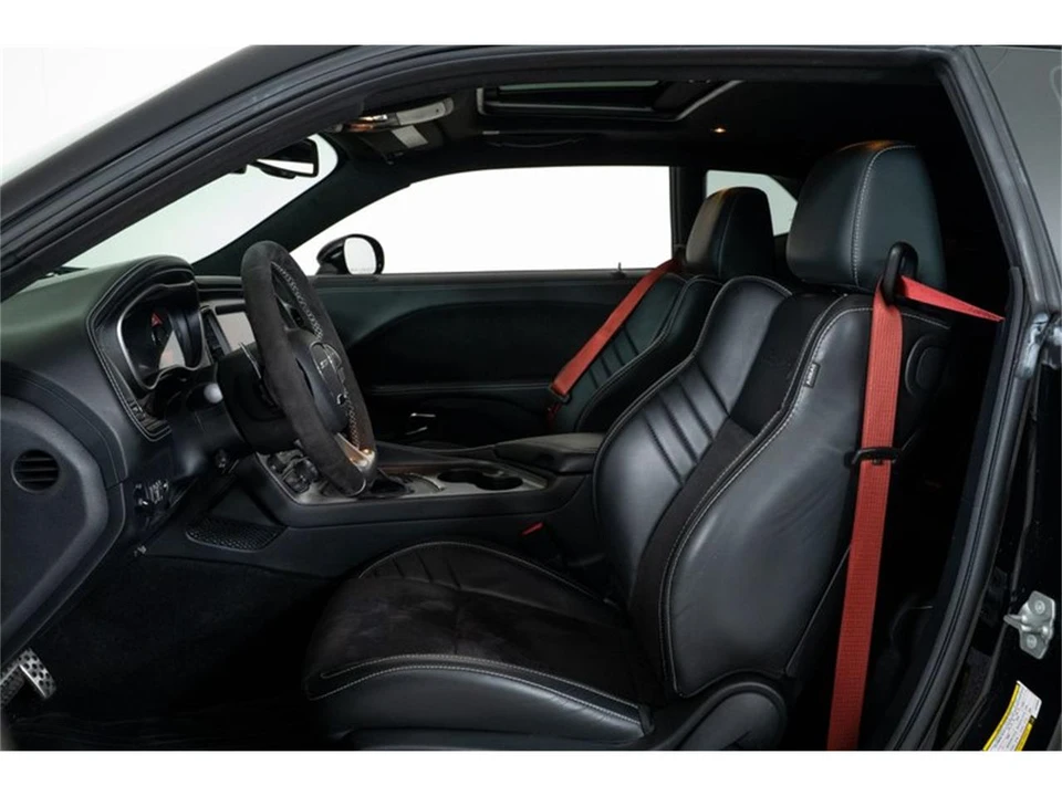 2020 Dodge Challenger 3rd Gen - Image 20 of 31