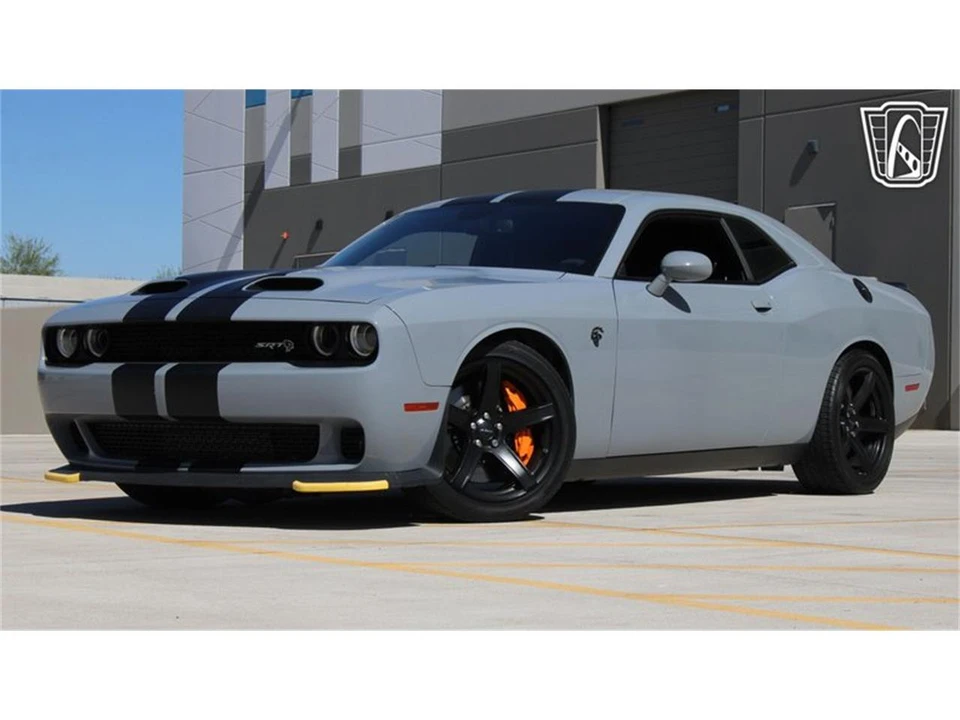 2020 Dodge Challenger 3rd Gen - Image 2 of 31