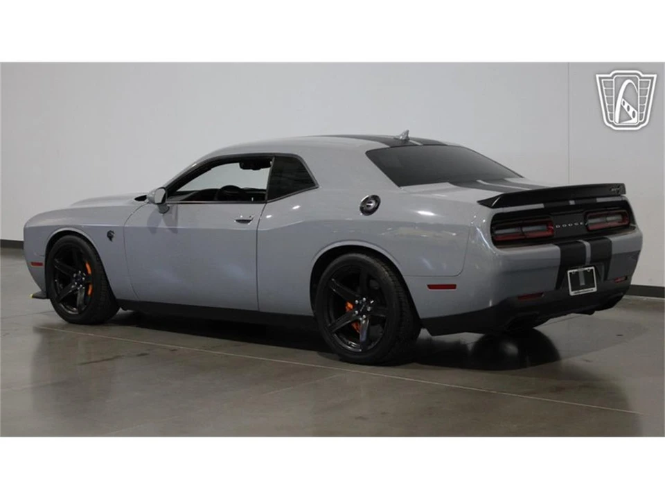 2020 Dodge Challenger 3rd Gen - Image 18 of 31