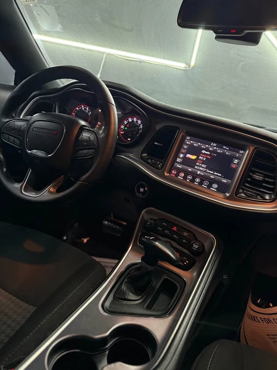 2020 Dodge Challenger 3rd Gen - Image 8 of 9