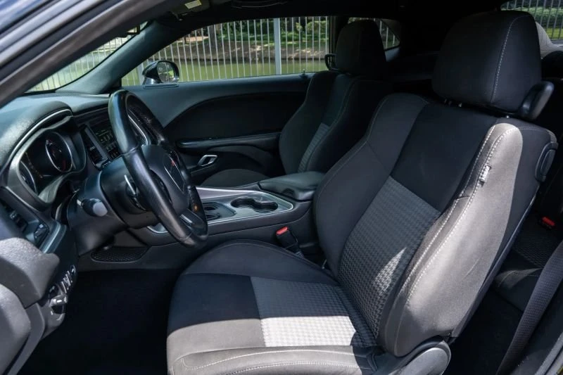 2020 Dodge Challenger 3rd Gen - Image 11 of 20