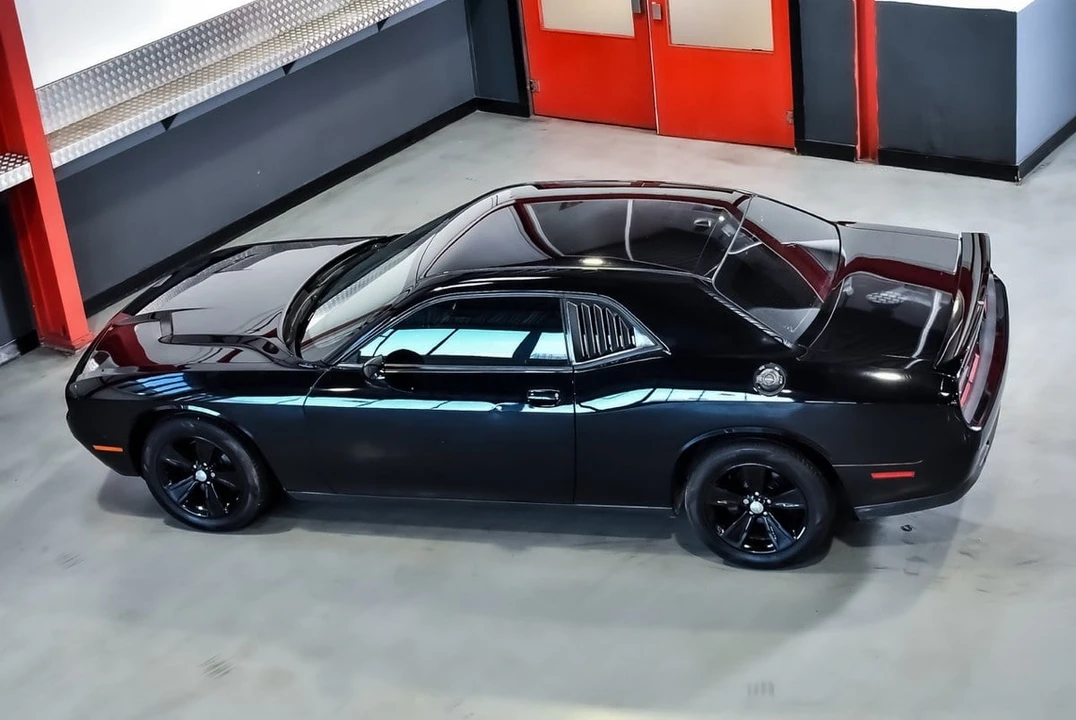 2020 Dodge Challenger 3rd Gen - Image 19 of 30