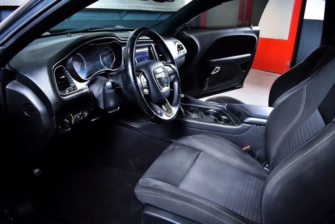2020 Dodge Challenger 3rd Gen - Image 26 of 30