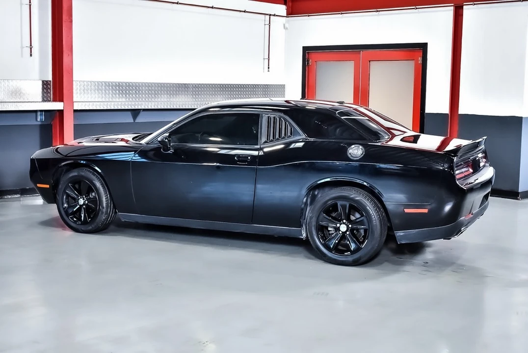 2020 Dodge Challenger 3rd Gen - Image 16 of 30