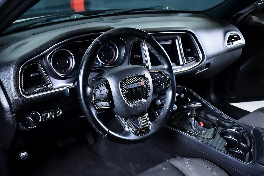 2020 Dodge Challenger 3rd Gen - Image 27 of 30