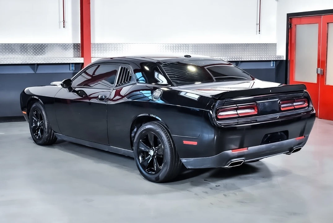2020 Dodge Challenger 3rd Gen - Image 15 of 30