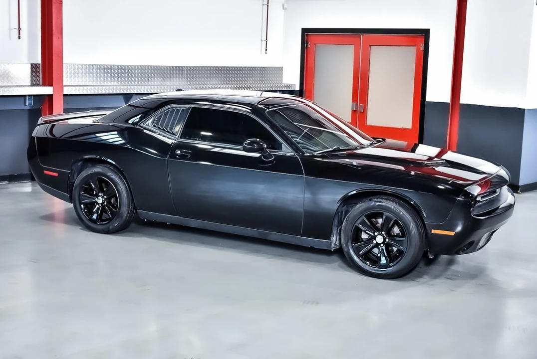 2020 Dodge Challenger 3rd Gen - Image 7 of 30