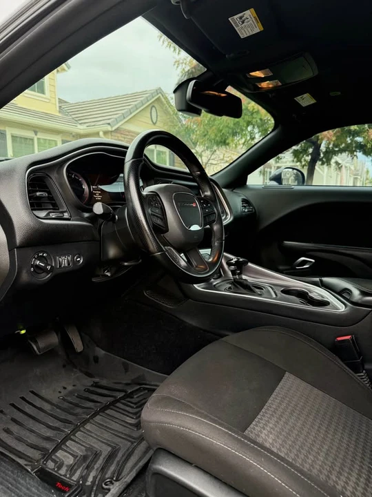 2020 Dodge Challenger 3rd Gen - Image 7 of 9