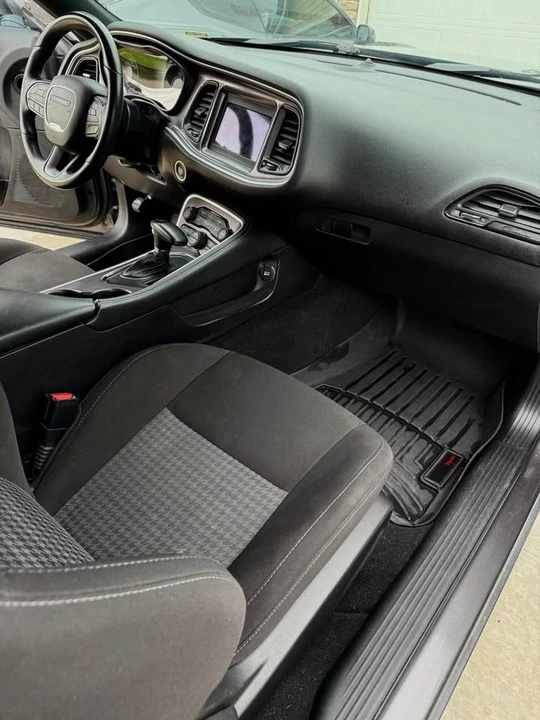 2020 Dodge Challenger 3rd Gen - Image 6 of 9