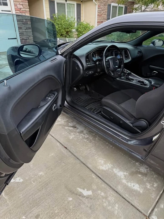 2020 Dodge Challenger 3rd Gen - Image 8 of 9