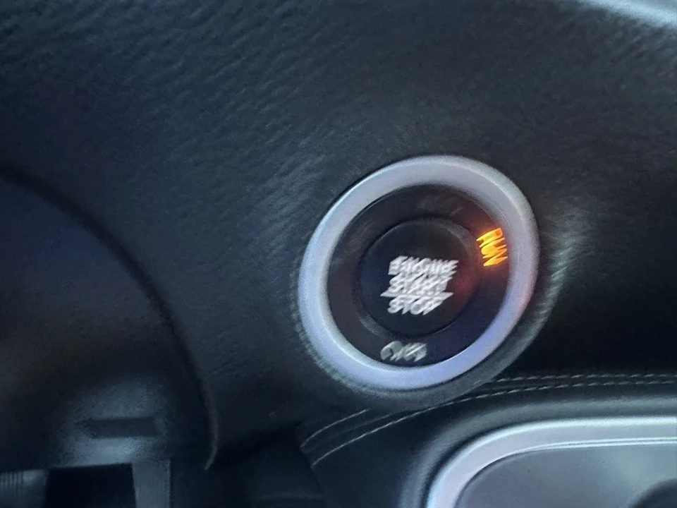 2020 Dodge Challenger 3rd Gen - Image 10 of 12