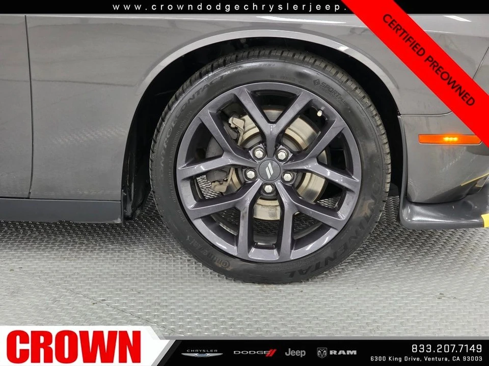 2020 Dodge Challenger 3rd Gen - Image 9 of 12