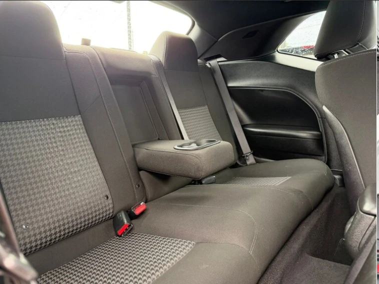 2020 Dodge Challenger 3rd Gen - Image 16 of 17