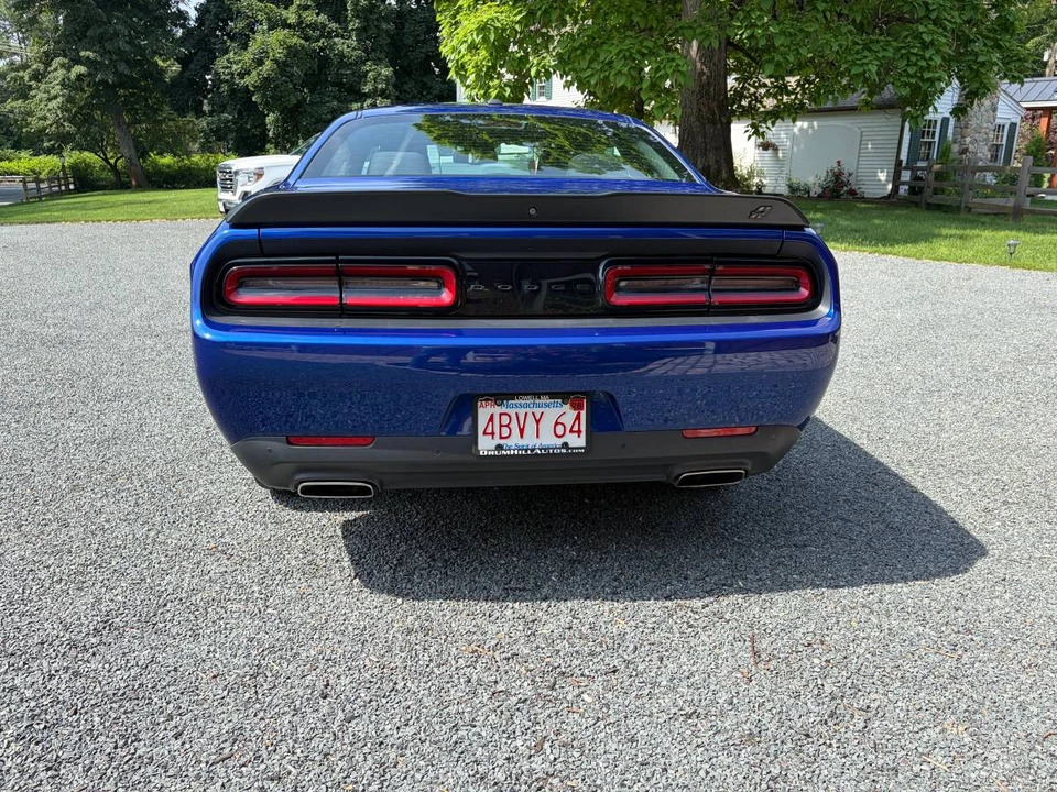 2020 Dodge Challenger 3rd Gen - Image 10 of 17