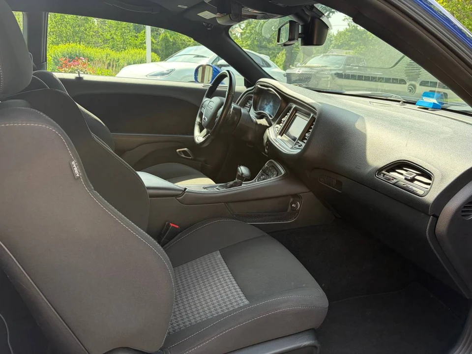 2020 Dodge Challenger 3rd Gen - Image 13 of 17