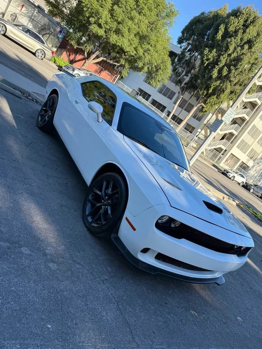 2020 Dodge Challenger 3rd Gen - Image 13 of 17