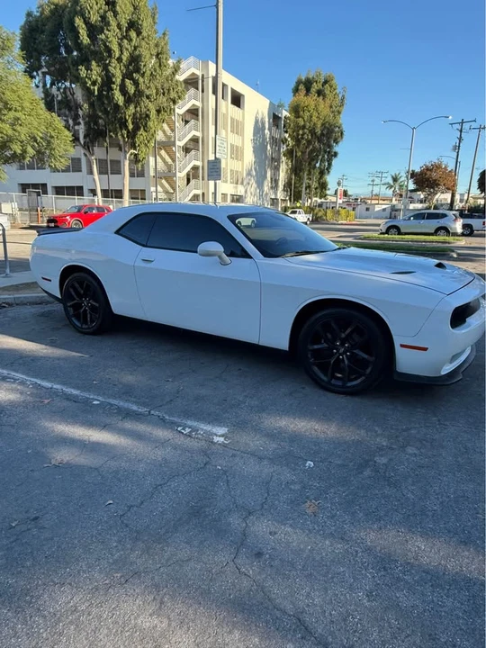 2020 Dodge Challenger 3rd Gen - Image 11 of 17