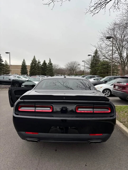 2020 Dodge Challenger 3rd Gen - Image 9 of 10