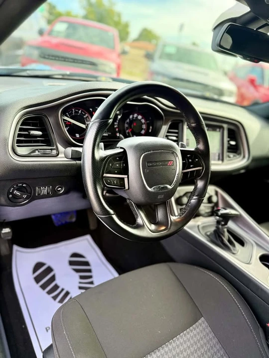 2020 Dodge Challenger 3rd Gen - Image 14 of 20