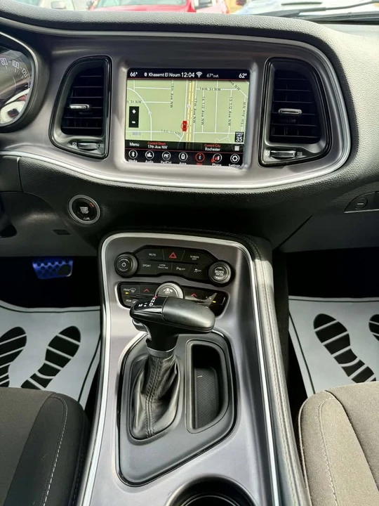 2020 Dodge Challenger 3rd Gen - Image 16 of 20