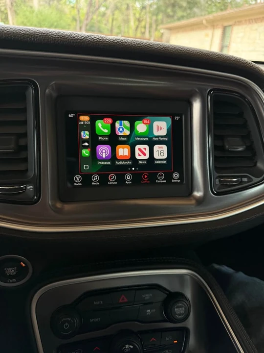 2020 Dodge Challenger 3rd Gen - Image 9 of 11