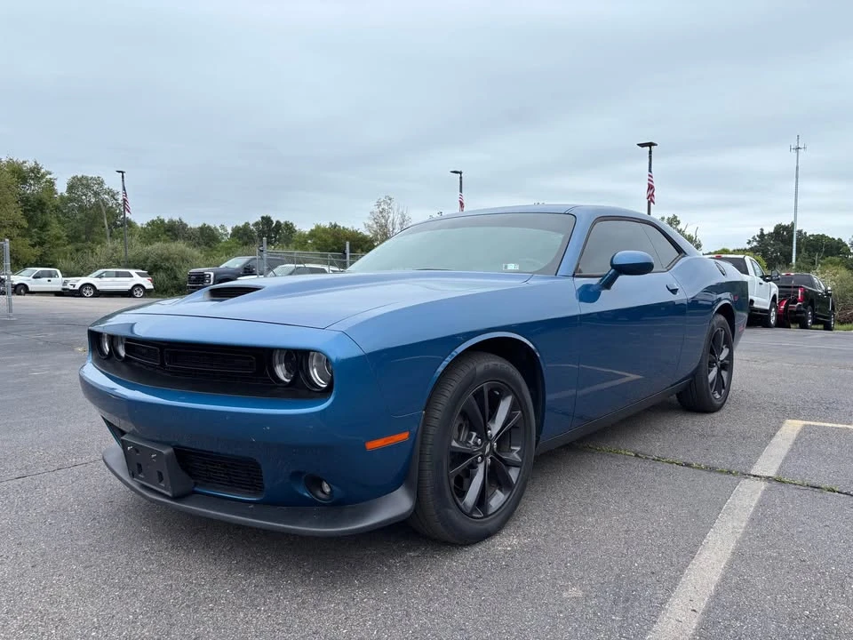 2020 Dodge Challenger 3rd Gen - Image 2 of 11