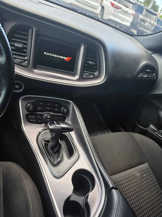 2020 Dodge Challenger 3rd Gen - Image 7 of 9