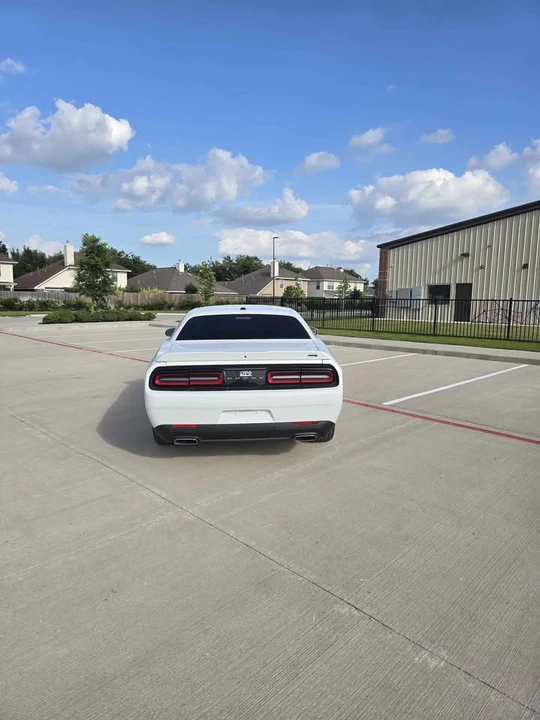 2020 Dodge Challenger 3rd Gen - Image 5 of 14