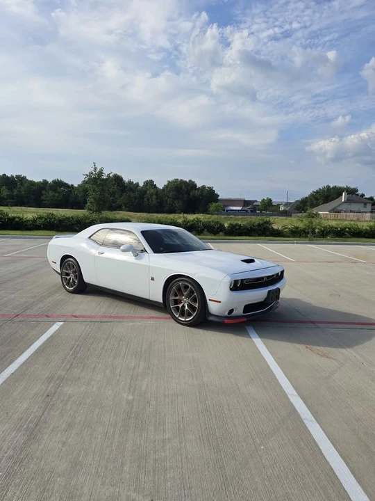 2020 Dodge Challenger 3rd Gen - Image 3 of 14