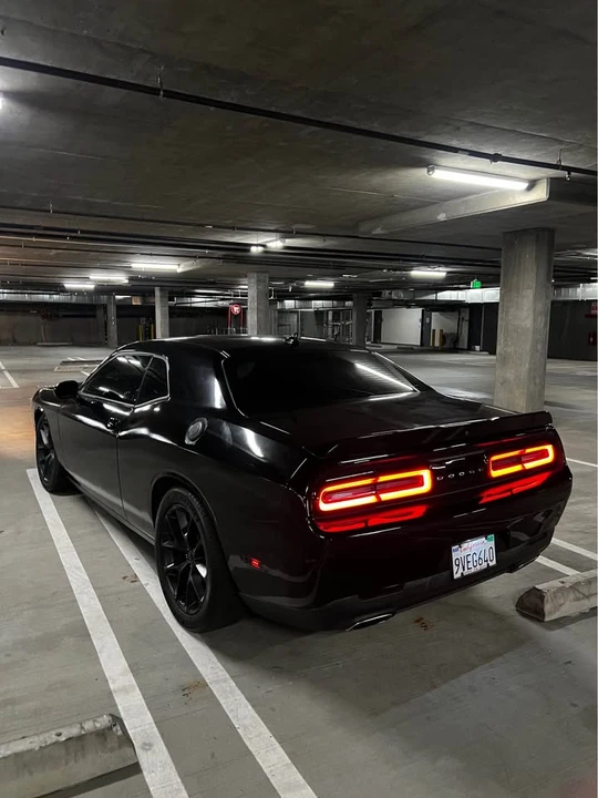 2020 Dodge Challenger 3rd Gen - Image 5 of 19