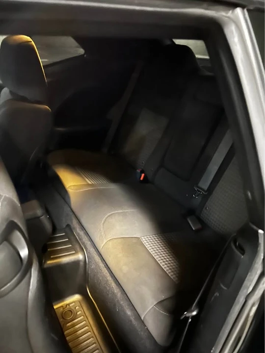 2020 Dodge Challenger 3rd Gen - Image 13 of 19