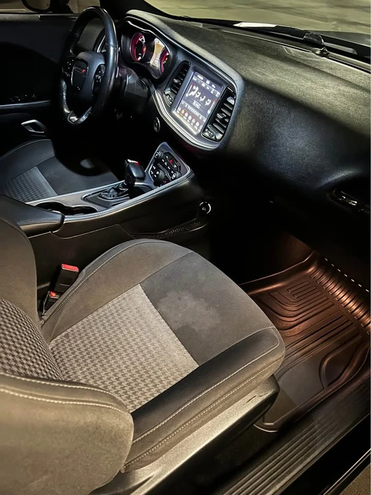 2020 Dodge Challenger 3rd Gen - Image 14 of 19