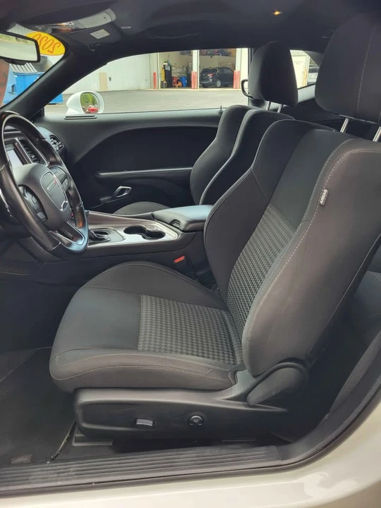 2020 Dodge Challenger 3rd Gen - Image 15 of 20