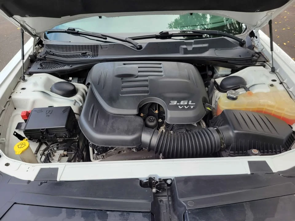 2020 Dodge Challenger 3rd Gen - Image 19 of 20