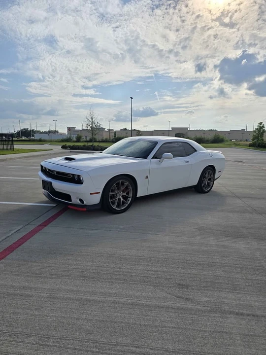 2020 Dodge Challenger 3rd Gen - Image 6 of 14