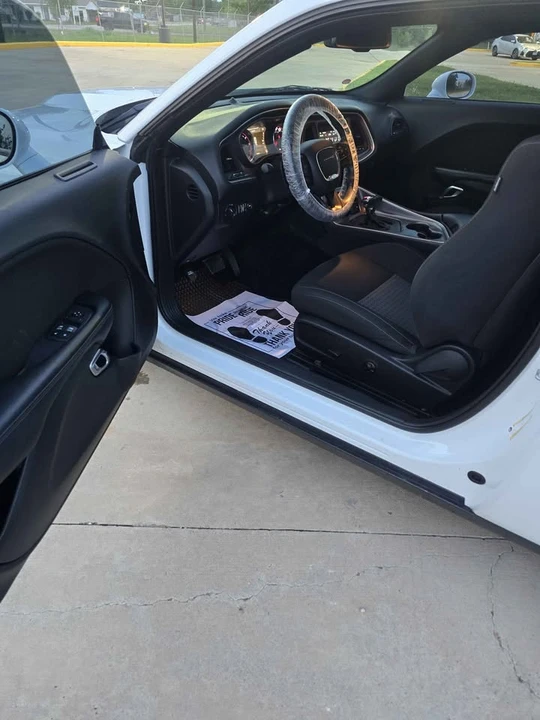 2020 Dodge Challenger 3rd Gen - Image 13 of 14