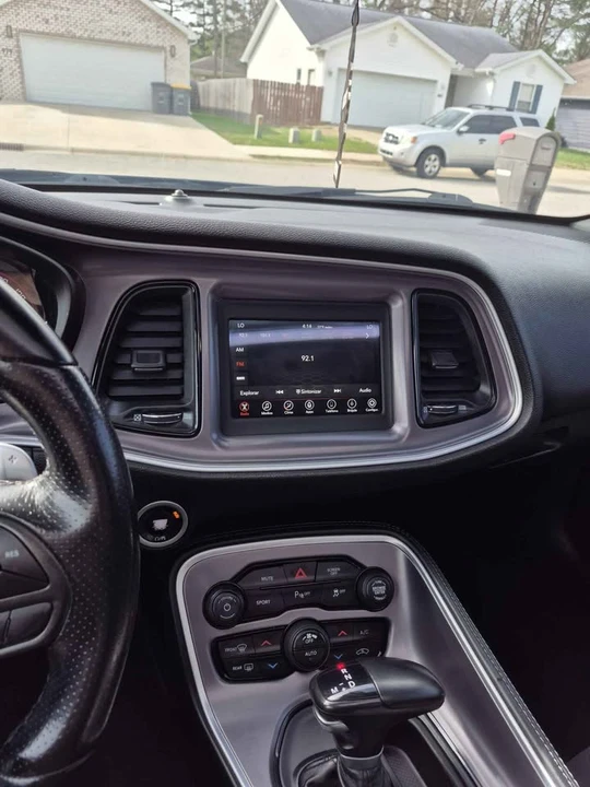 2020 Dodge Challenger 3rd Gen - Image 4 of 8