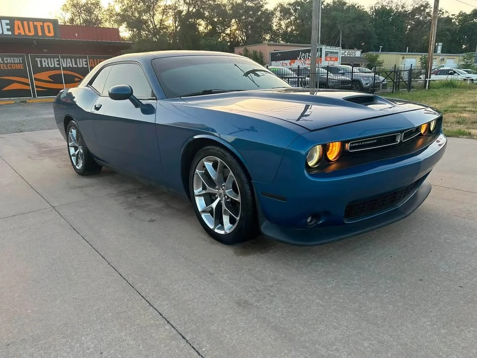 2020 Dodge Challenger 3rd Gen - Image 9 of 16