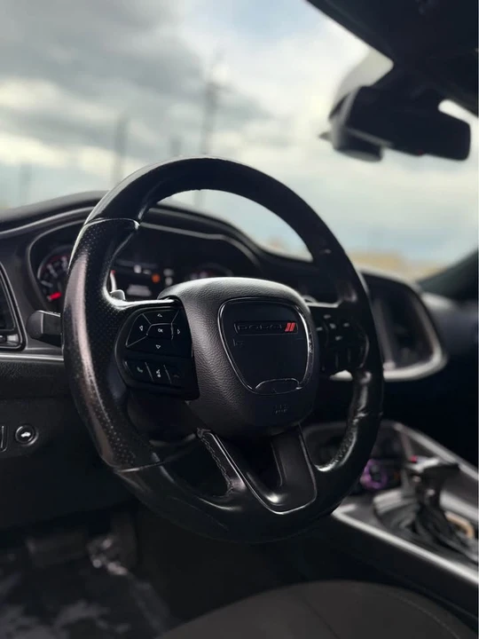 2020 Dodge Challenger 3rd Gen - Image 9 of 12