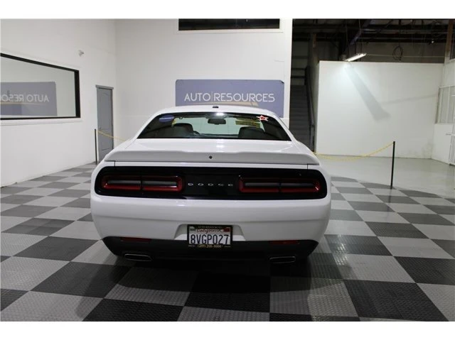 2020 Dodge Challenger 3rd Gen - Image 5 of 20