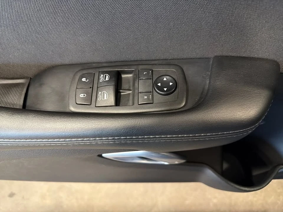 2020 Dodge Challenger 3rd Gen - Image 12 of 20