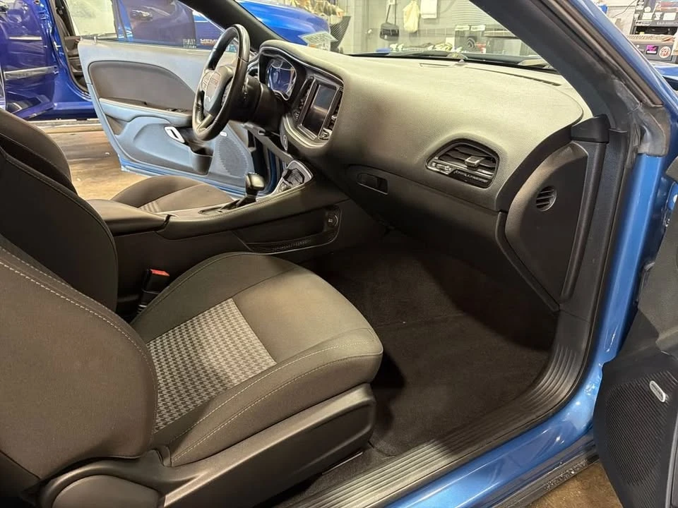 2020 Dodge Challenger 3rd Gen - Image 15 of 20