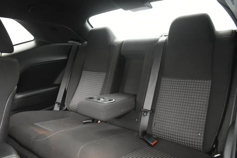 2020 Dodge Challenger 3rd Gen - Image 6 of 8