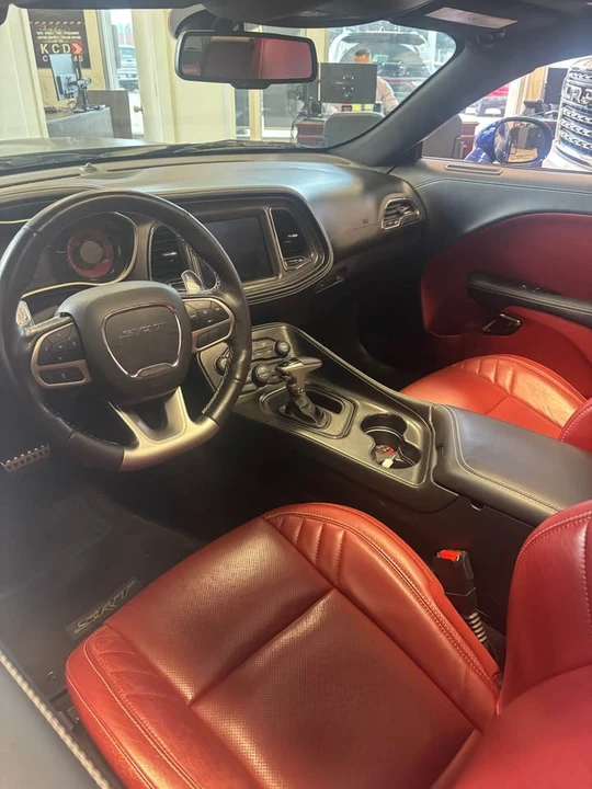 2020 Dodge Challenger 3rd Gen - Image 7 of 8