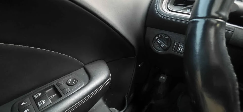 2020 Dodge Challenger 3rd Gen - Image 7 of 10