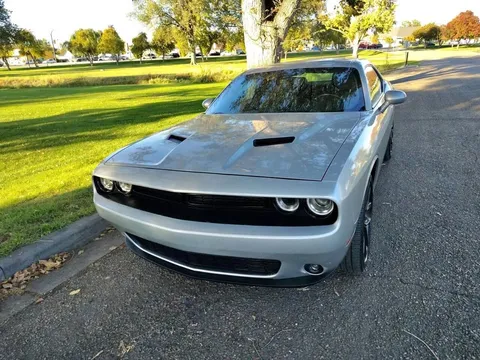 2020 Dodge Challenger SXT