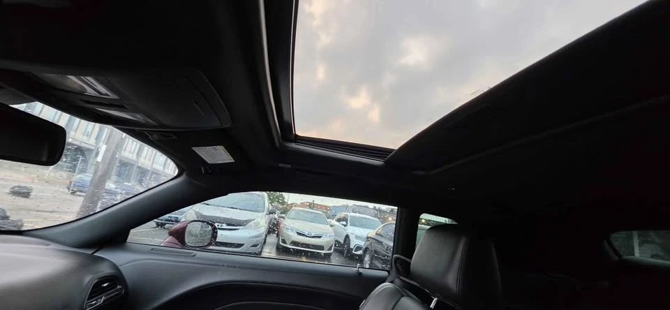 2020 Dodge Challenger 3rd Gen - Image 9 of 10