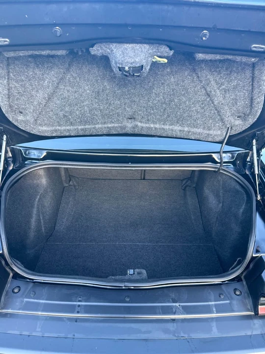 2020 Dodge Challenger 3rd Gen - Image 9 of 12