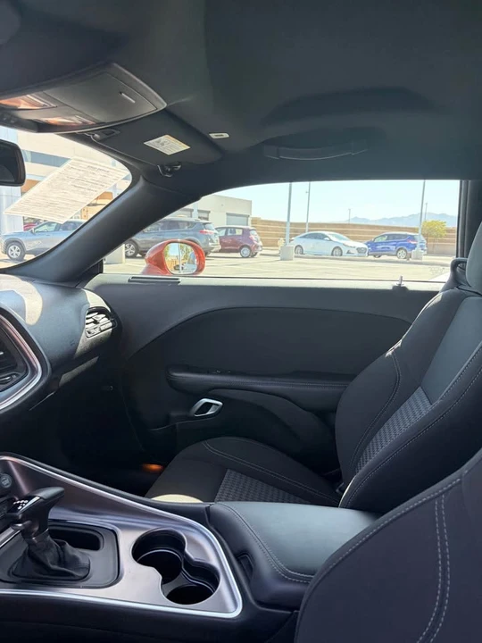 2020 Dodge Challenger 3rd Gen - Image 7 of 8