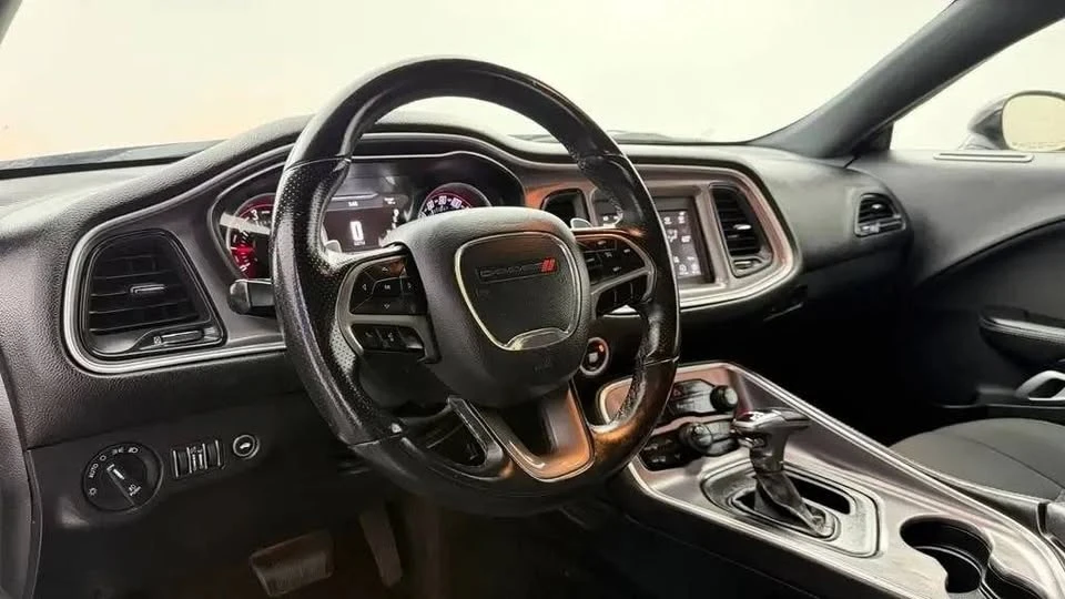 2020 Dodge Challenger 3rd Gen - Image 7 of 10